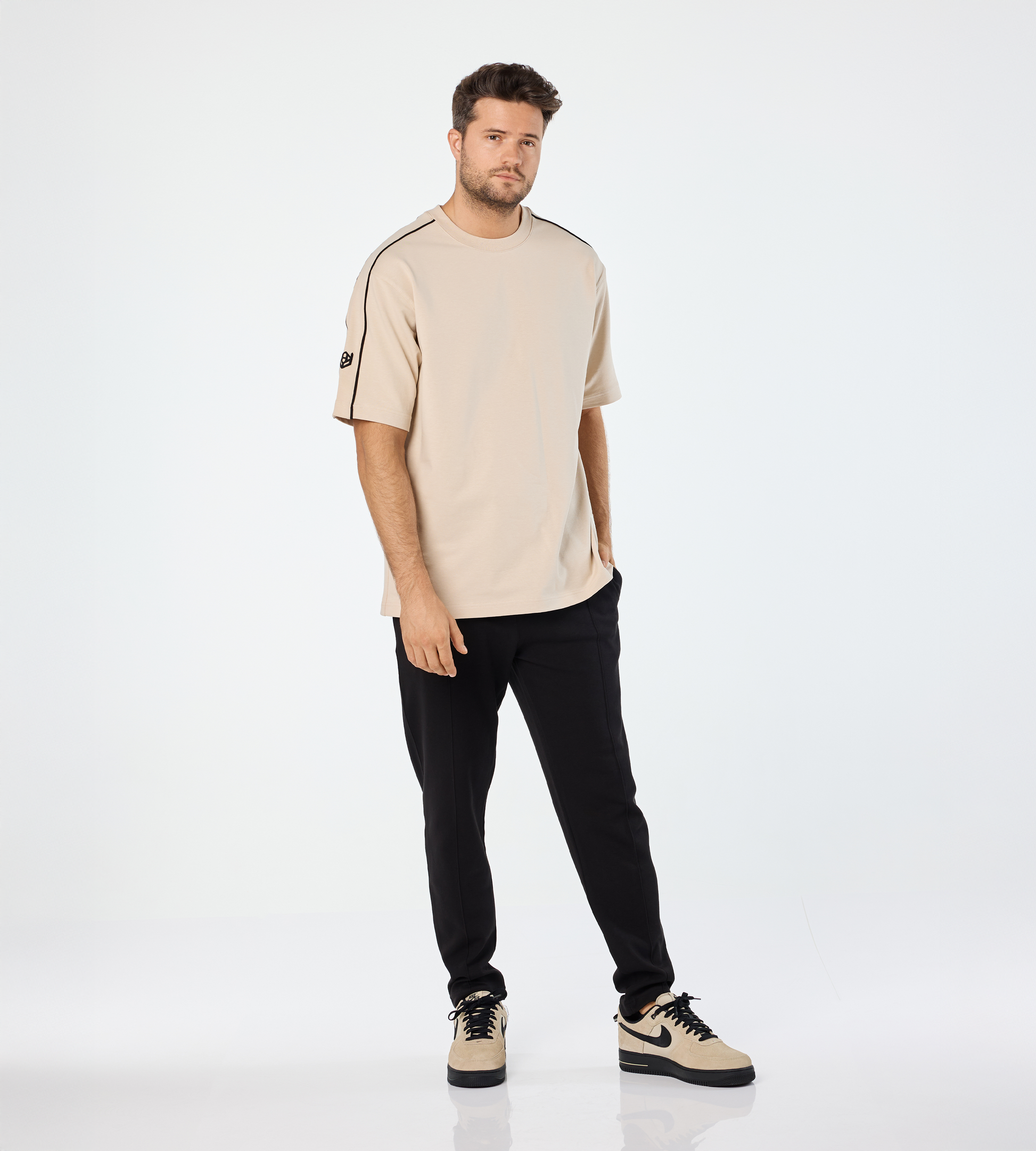 beige